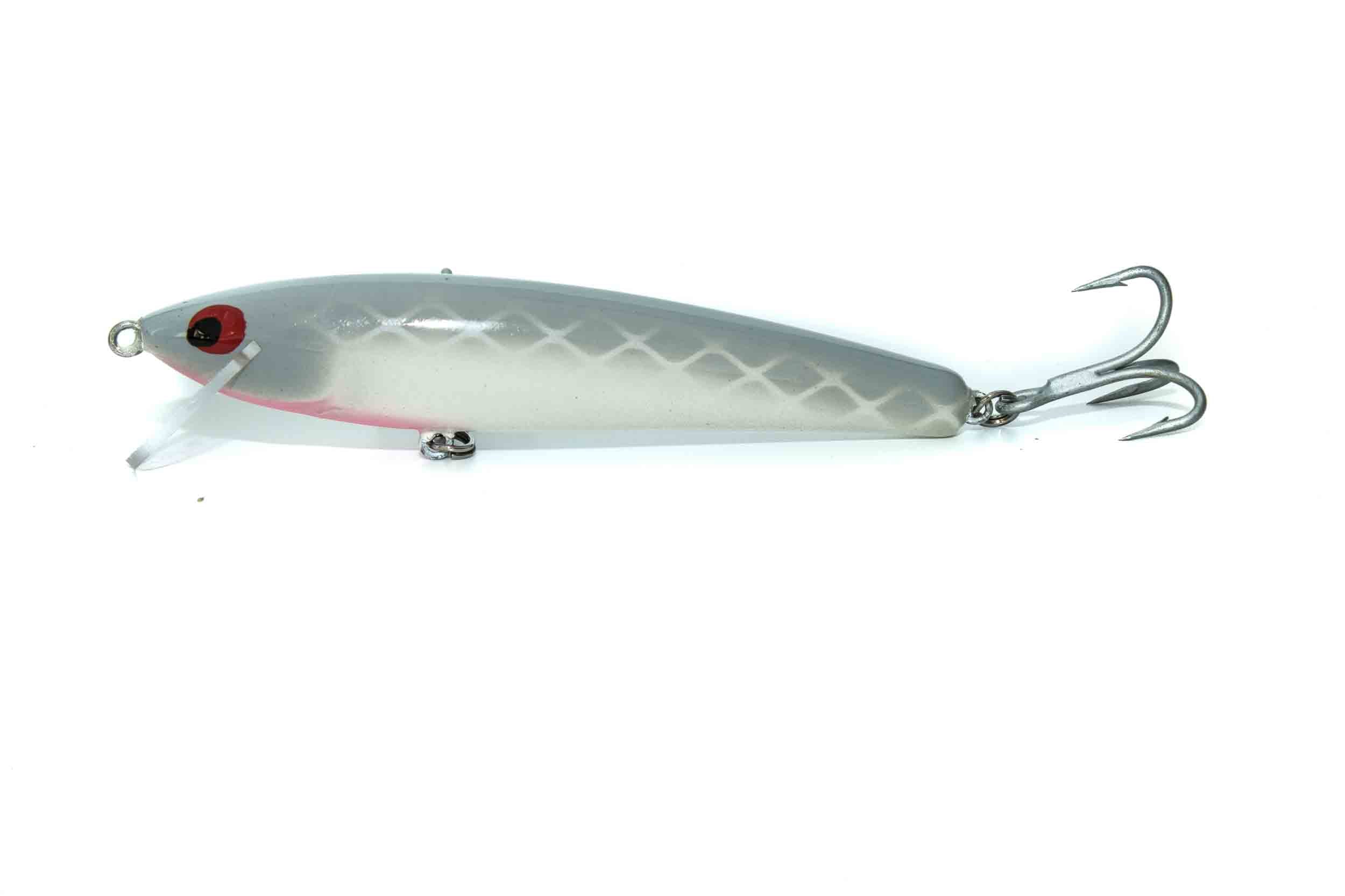 https://www.olddoglures.com/cdn/shop/products/Mutt130Shallow_84_5000x.jpg?v=1611906332